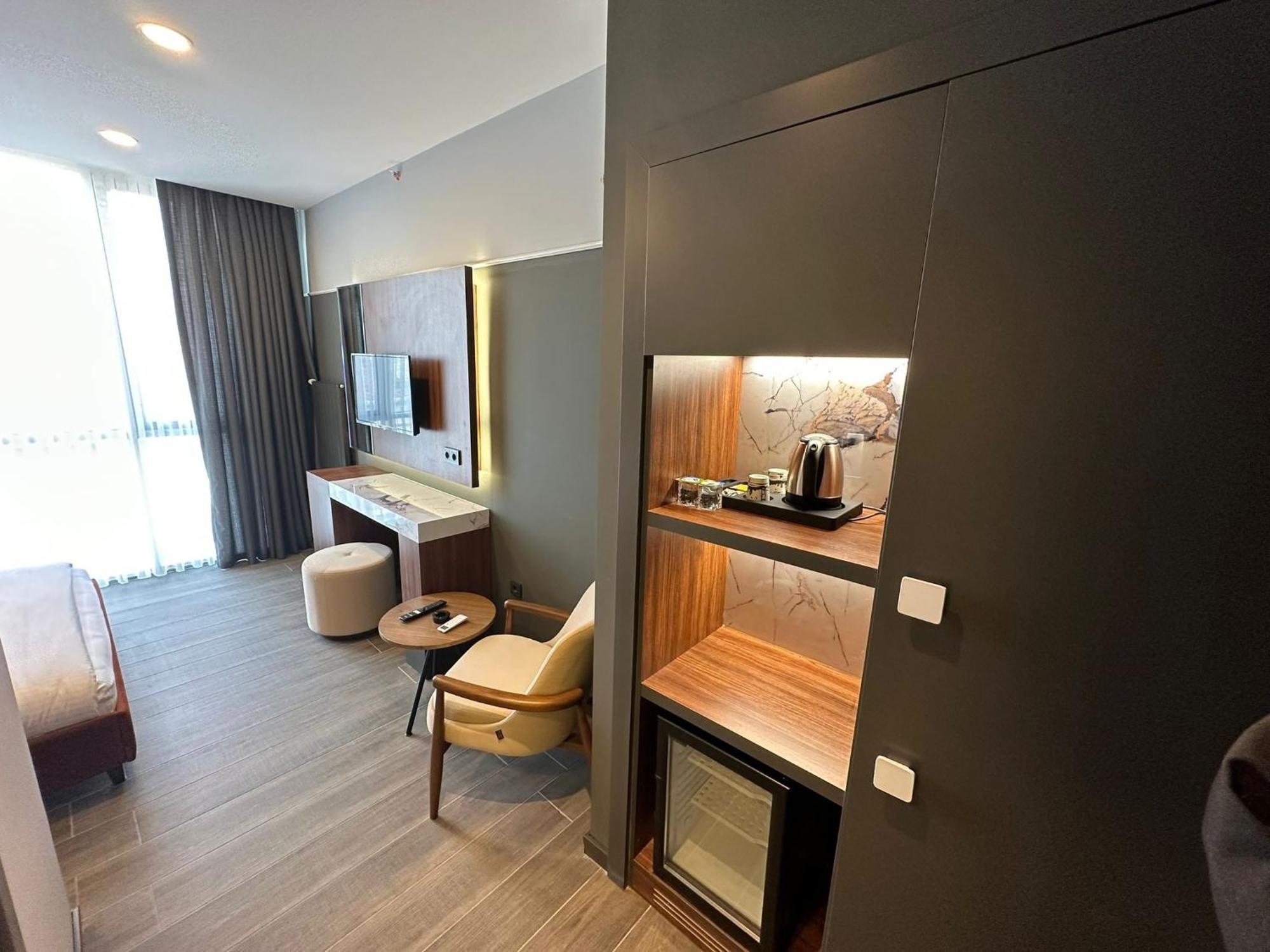 Hotel Second 3*